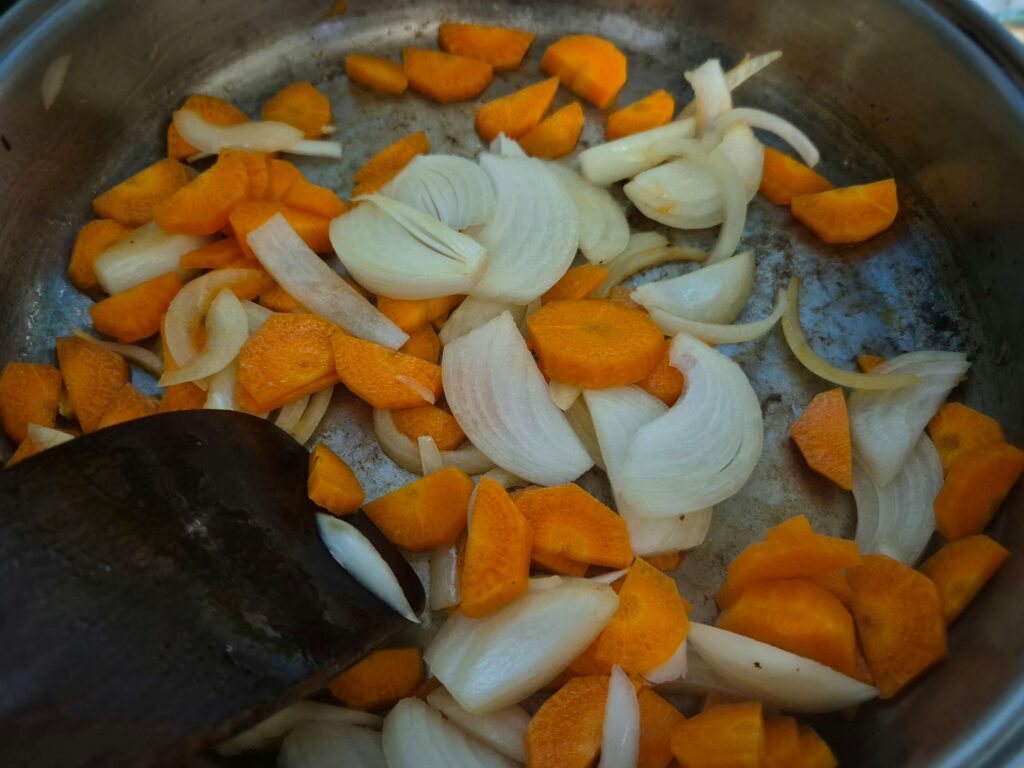 Curried sausages